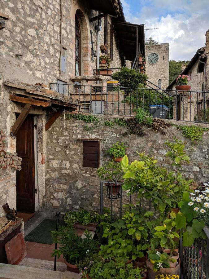 Cuore Del Castello Arrone Exteriör bild
