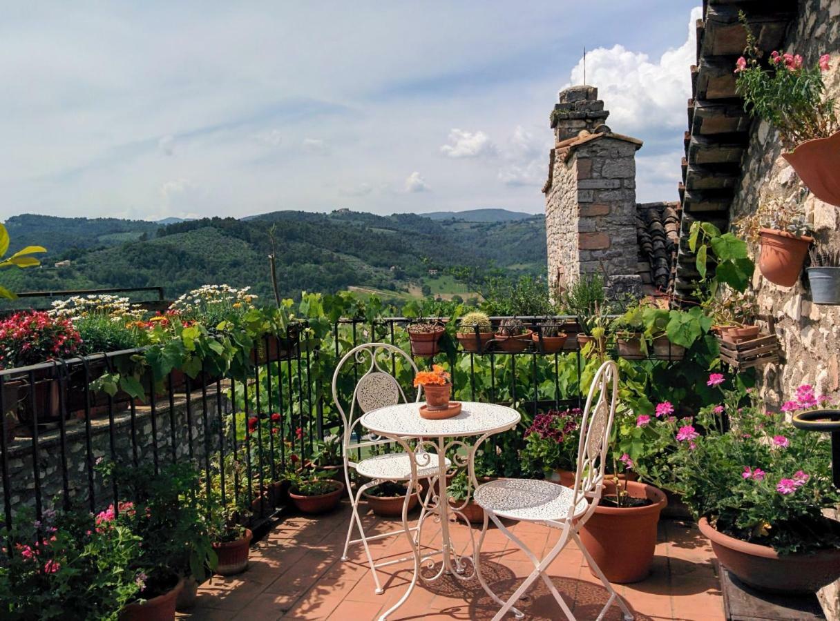 Cuore Del Castello Arrone Exteriör bild